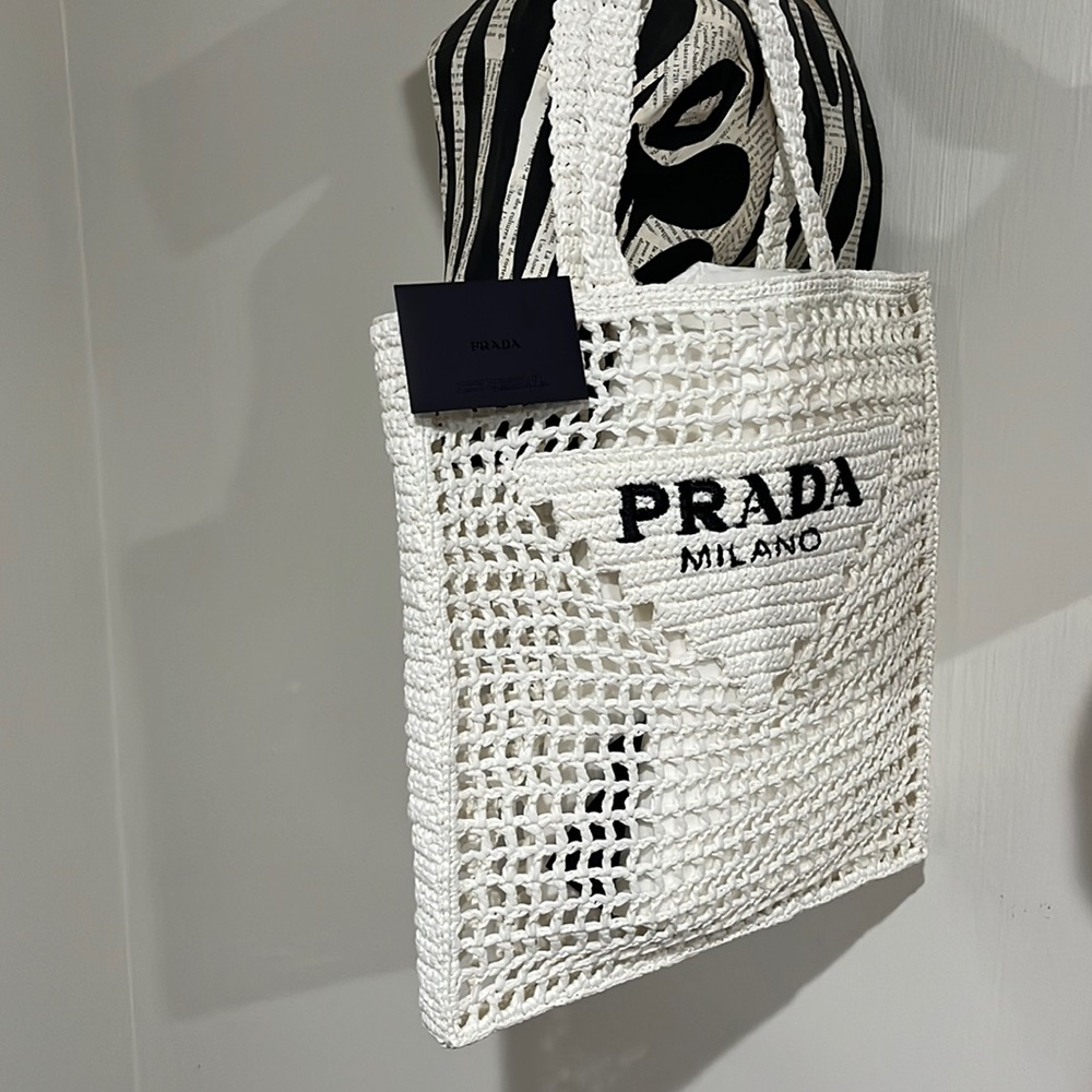 PRADA raffia tote bag. BNWT. Purchased from Neimans/Bergdorf